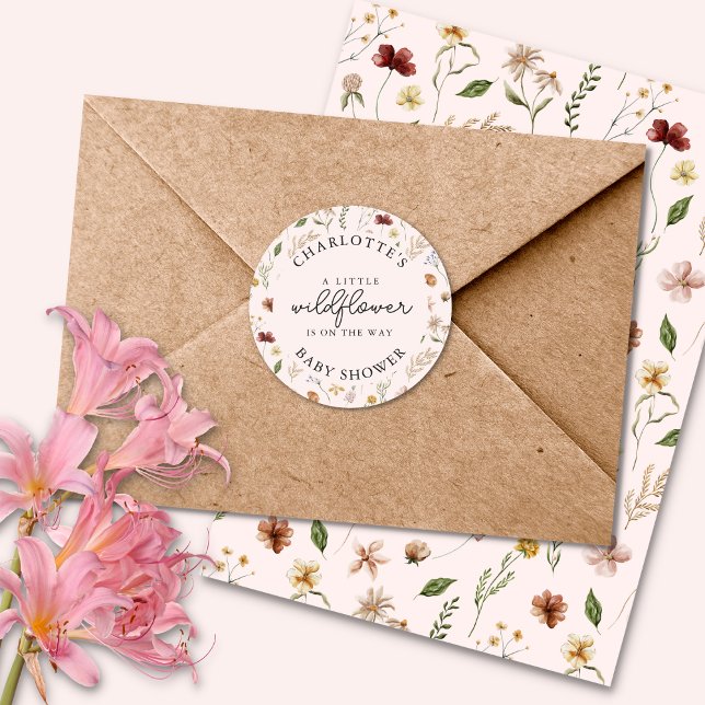 Kleine Wildblume Girl Babyduschenaufkleber Runder Aufkleber (Von Creator hochgeladen)