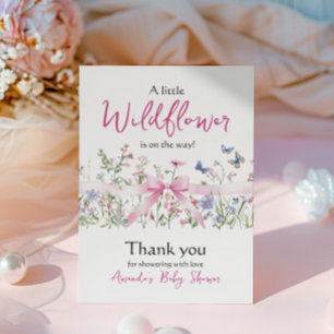 Kleine Wildblumen-Blumenmädchen-Rosa-Schleife-Baby Postkarte