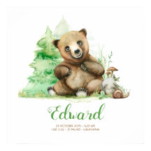 Kleiner Bär im Wald Niedlich