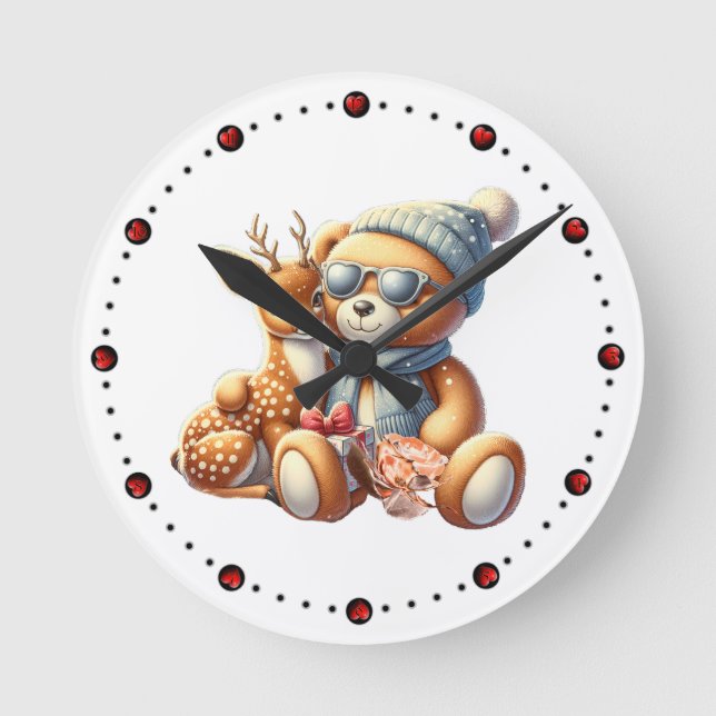 Kleiner Bär mit Rehkitz im Arm Winter Weihnachten Runde Wanduhr (Vorderseite)