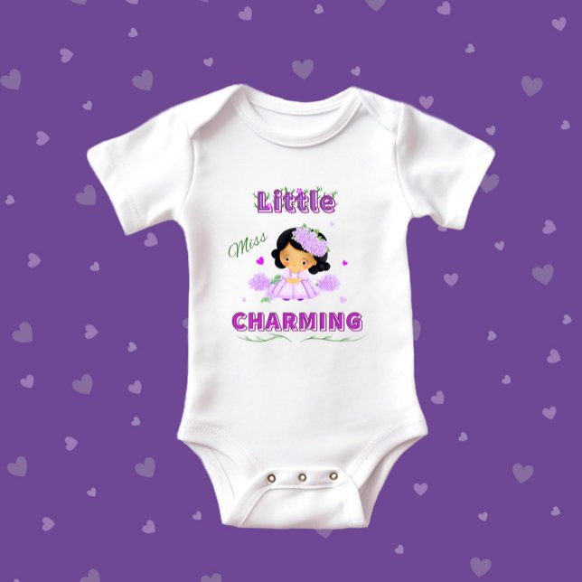 Kleiner Charme Baby Strampler (Von Creator hochgeladen)