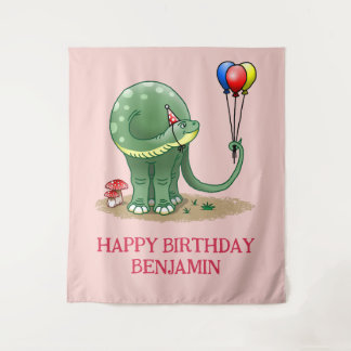 Kleiner Dinosaurier hält drei Geburtstagsballons Wandteppich