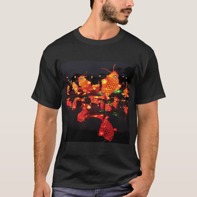 Kleiner Fisch, mit Humor, orange T-Shirt (Vorderseite)