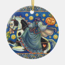 KLEINER HORSEWOMAN, SIDESADDLE AUF HALLOWEWEEN PIN KERAMIK ORNAMENT