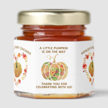 Kleiner Kürbis ist auf dem Weg zur Babydusche