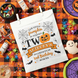 Kleiner Kürbis wird zwei Halloween 2. Geburtstag Geschenktütchen