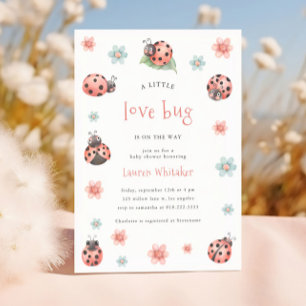Kleiner Liebe-Bug ist auf dem Weg zur Girl-Babydus Einladung