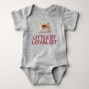 Kleiner Loyalist Baby Strampler