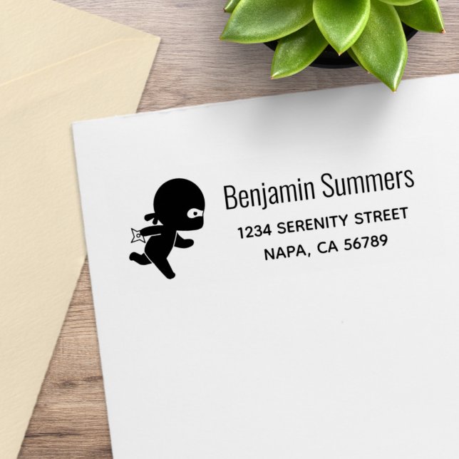 Kleiner Ninja läuft zurück zur Adresse Gummistempel (Von Creator hochgeladen)