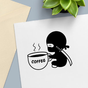 Kleiner Ninja mit großer Kaffeetasse Permastempel