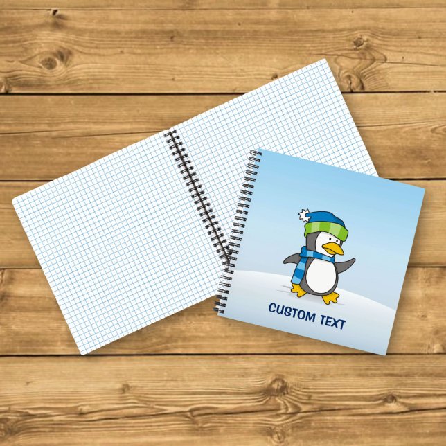Kleiner Pinguin, der auf Schnee geht Notizbuch (Von Creator hochgeladen)