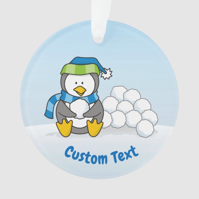 Kleiner Pinguin mit Schneeballschmuck Ornament (Vorderseite)