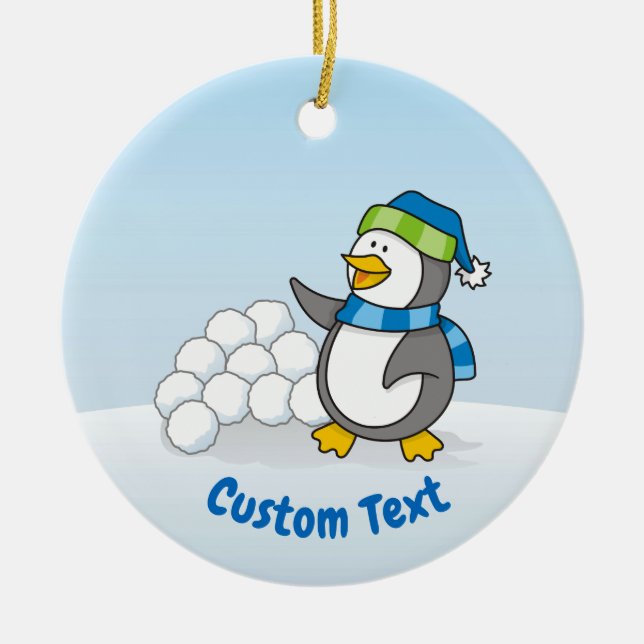 Kleiner Pinguin mit Schneeballschuhen Keramik Ornament (Vorne)