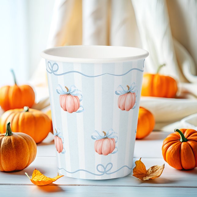 Kleiner Pumpkin auf dem Weg Blue Bow Baby Dusche Pappbecher (Von Creator hochgeladen)