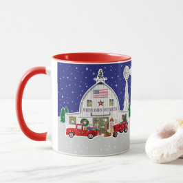 Kleiner roter LKW und antiker weißer Stall Tasse