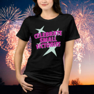 Kleiner Siege Motivations-Shirt feiern Tri-Blend Shirt