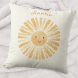Kleiner Sonnenschein Personalisiert Kissen<br><div class="desc">Ein fröhlicher,  gelber Wasserfarben-Sonnenschein auf einem weichen cremefarbenen Hintergrund. Ändern Sie den modernen Skriptnamen,  um ihn anzupassen. Originelle Kunst von Nic Squirrell.</div>