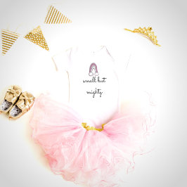 Kleines, aber mächtig rosa Regenbogenmädchen Baby Strampler