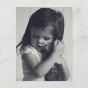 Kleines Mädchen und Kätzchen Postkarte