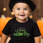 Kleines Monster Halloween Familie Matching Funny Kleinkind T-shirt<br><div class="desc">Entfesseln Sie die niedlichsten Monster dieses Halloween mit unserer Kollektion Familienmatching Funny T - Shirt! Diese Halloween-T-Shirts sind die ultimative Mischung aus Spaß und Hass, perfekt für Kinder wie auch für Babys. Erschaffen Sie ein vereintes und herzliches visuelle, während Ihre Familie ihren sprichwörtlichen Stil zusammen zeigt. Mit diesen T-Shirts, die...</div>