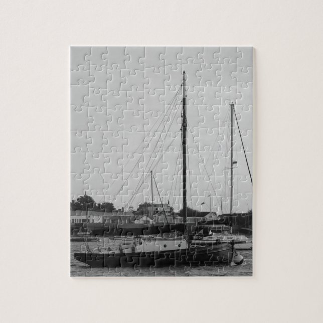 Kleinklassische Yacht Puzzle (Vertikal)