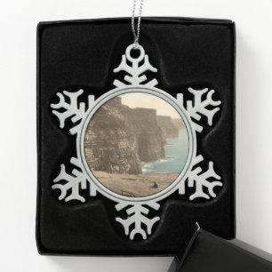 Kliffe bei Moher, County Clare, Irland Schneeflocken Zinn-Ornament