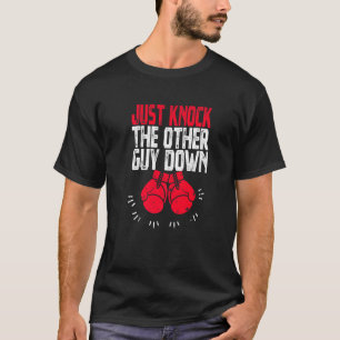 Klopfen Sie einfach auf den anderen Typ, indem Sie T-Shirt