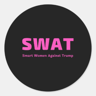 Kluge Frauen gegen Trump Pink Swat Anti Trump Runder Aufkleber