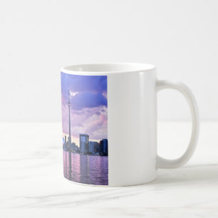KN-Turm: Ansicht von der Mittelinsel Toronto Tasse