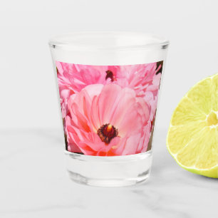 Knallrosa Schnapsglas