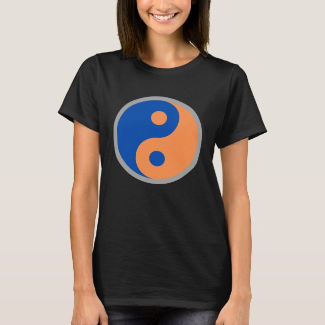 Knicks Yin Yang Orange Yin Yang Go Knicks Orange a T-Shirt (Vorderseite)