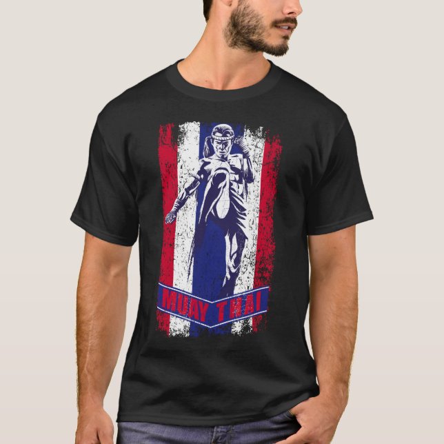 Knie Strike Muay Thai Fighter Thailand Flag T-Shirt (Vorderseite)