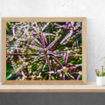 Knoblauch Blume Zelluläre Abstrakte Wand Kunst<br><div class="desc">"Knoblauch-Blume". Die Abstraktion der Blumen in coolen Rosatönen vor dem Hintergrund des frischen,  saftigen Grüns. Mosaik geometrischer Elemente mit einer zellulären Struktur.</div>