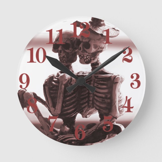 Knochen in Liebe Runde Wanduhr (Vorderseite)