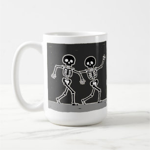 Knochen, um wild zu sein Lustiger tanzender Skelet Kaffeetasse