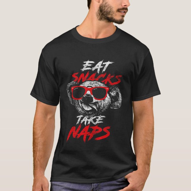 Koala Bear Eat Snacks Take Nickerchen T-Shirt (Vorderseite)