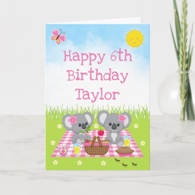 Koala Bear Picnic Pink Gingham Happy Birthday Karte (Vorderseite)