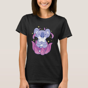 Koala meditiert in Lotusblume Yoga Meditation T-Shirt