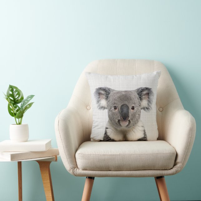 Koala mit grauem Linenhintergrund Kissen (Stuhl )