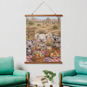 Koalas genießen ein Picknick im Outback unter der Wandteppich Mit Holzrahmen