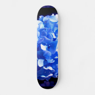 Kobaltblau Blütenblütenelegante Hydrangeas Skateboard