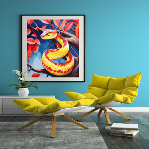 Kobra mit lebendiger rot-gelber Waage in Baumkrone Poster