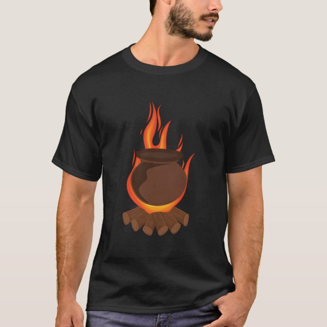Kochen in einem Tongefäß auf einem Holzfeuer T-Shirt (Vorderseite)