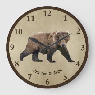 Kodiak-Bär auf altem Papier Große Wanduhr
