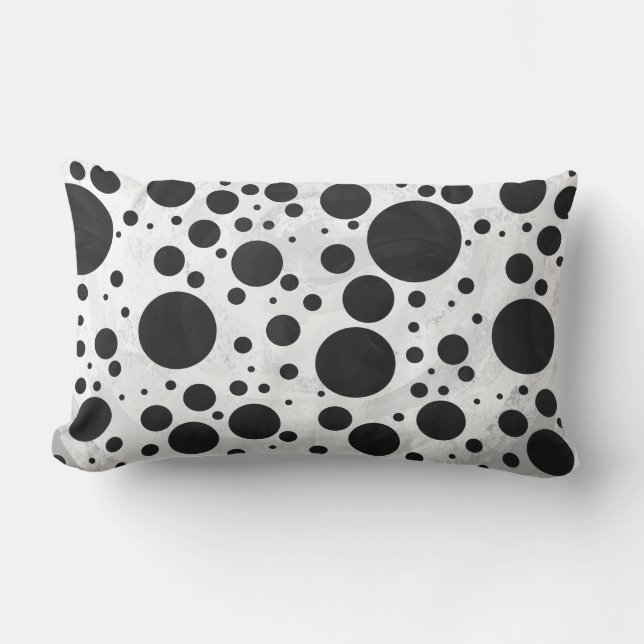 Kohl Black Polka Dot Pattern Lendenkissen (Vorderseite)