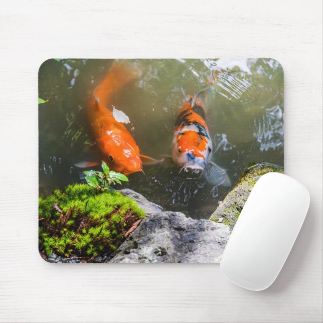 Koi-Fisch in einem Teich Mousepad (Mit Mouse)