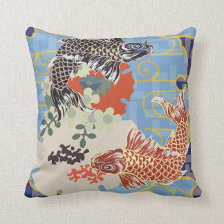 Koi Pond Throw Kissen