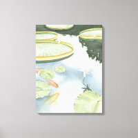 Koi-Teich-Reflektion mit Fisch und Lilien