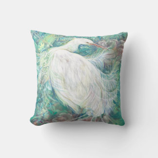 Koka: The Radiant Heron Kissen