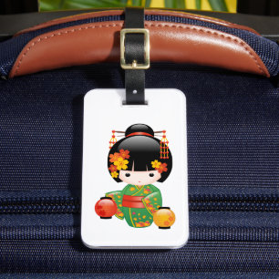 Kokeshi-Puppe im Fall - Geisha-Mädchen im grünen K Gepäckanhänger